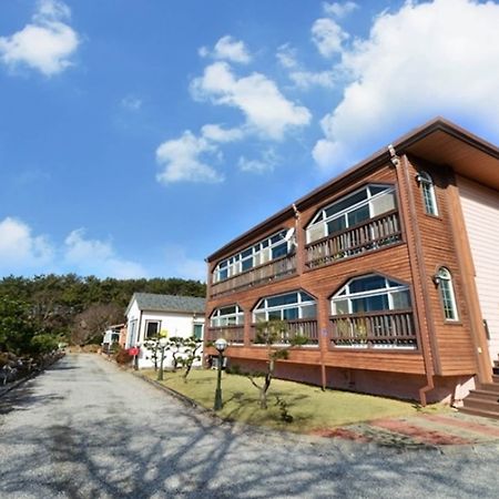 Pause Pension Taean Exterior photo